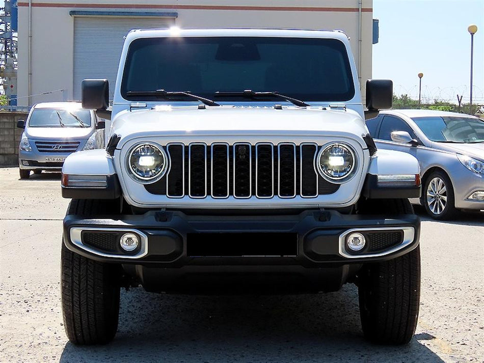 Jeep Wrangler — photo 01