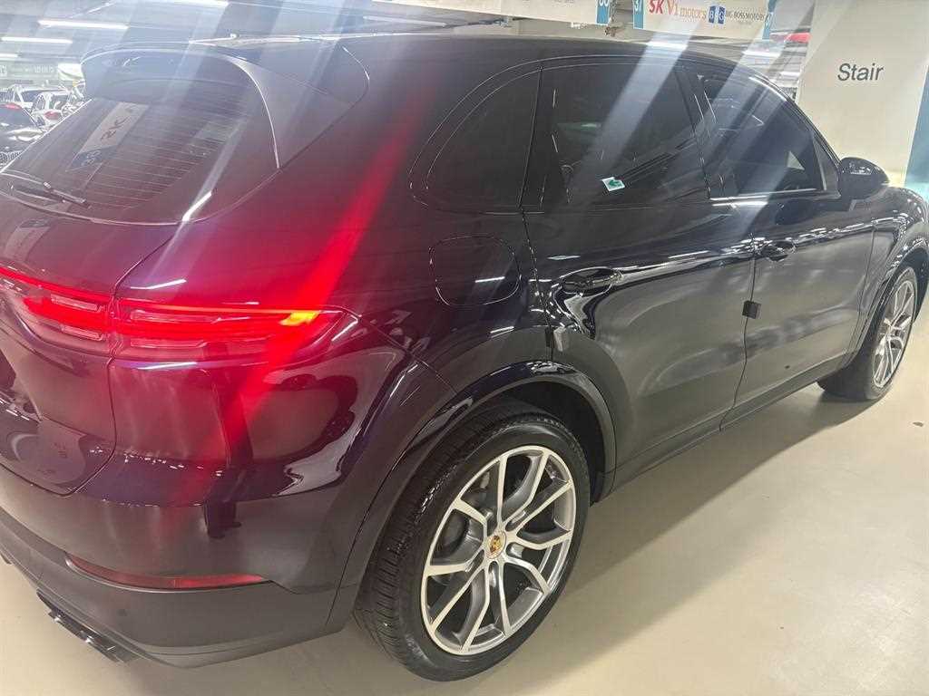 Porsche Cayenne — photo 05