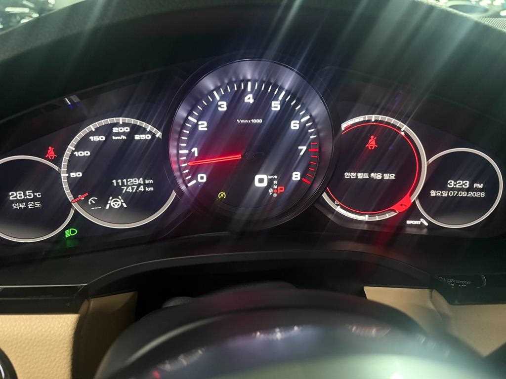 Porsche Cayenne — photo 07
