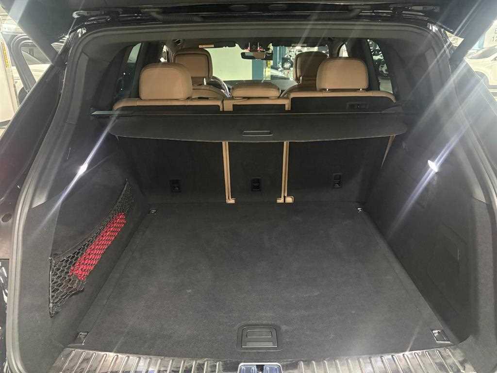 Porsche Cayenne — photo 18