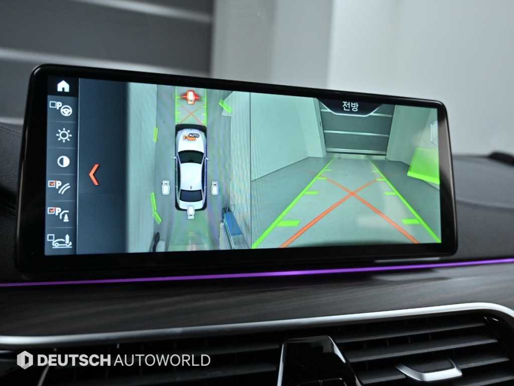 BMW 5-Series — photo 15