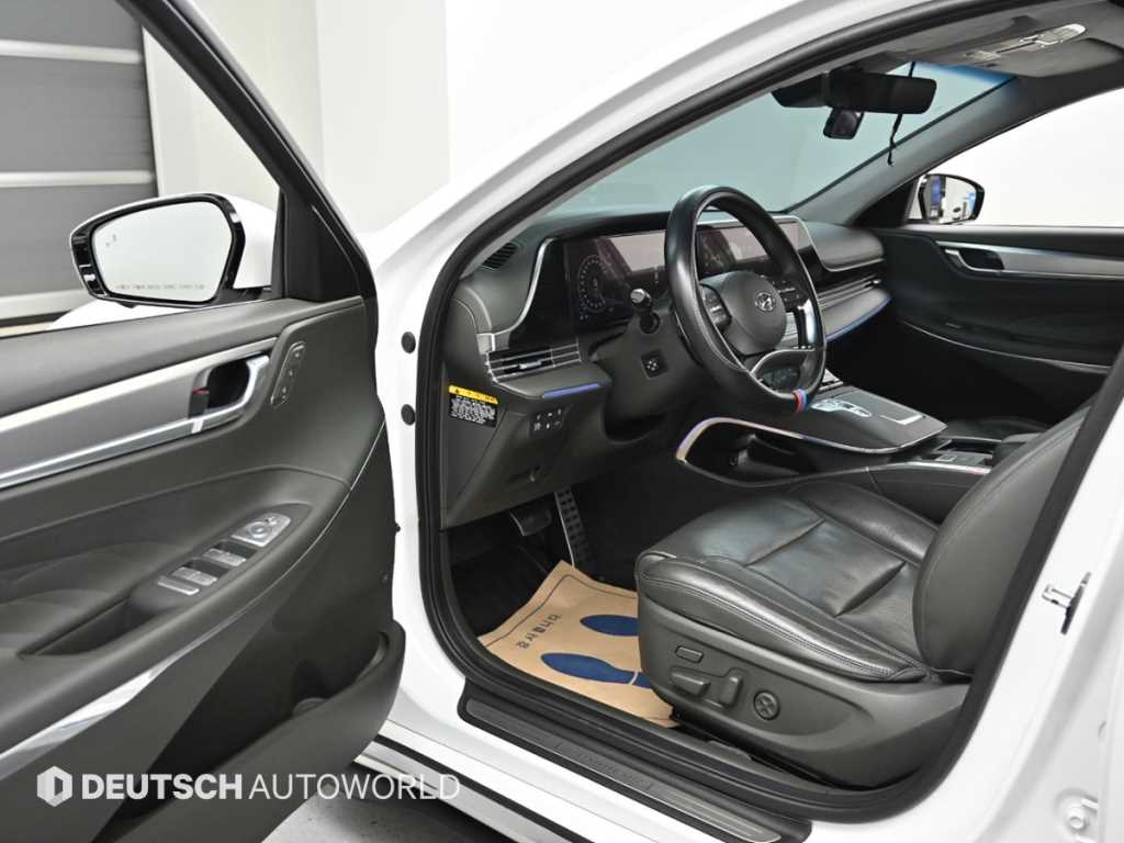 Hyundai Grandeur — photo 11
