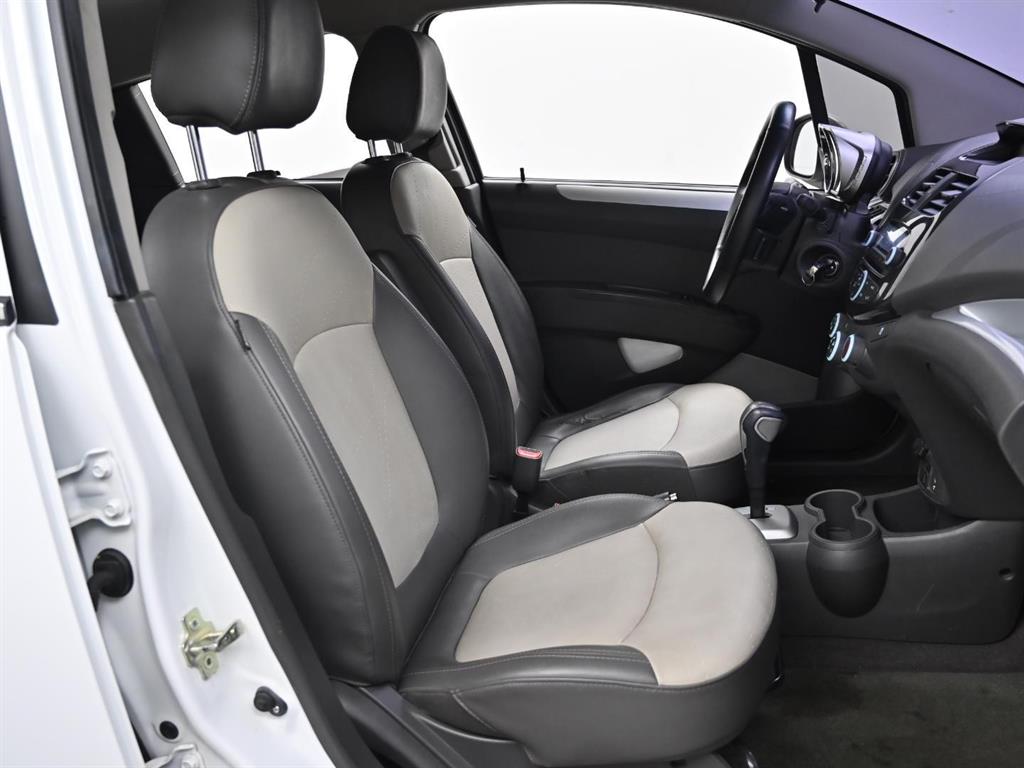 CHEVROLET Spark — photo 10