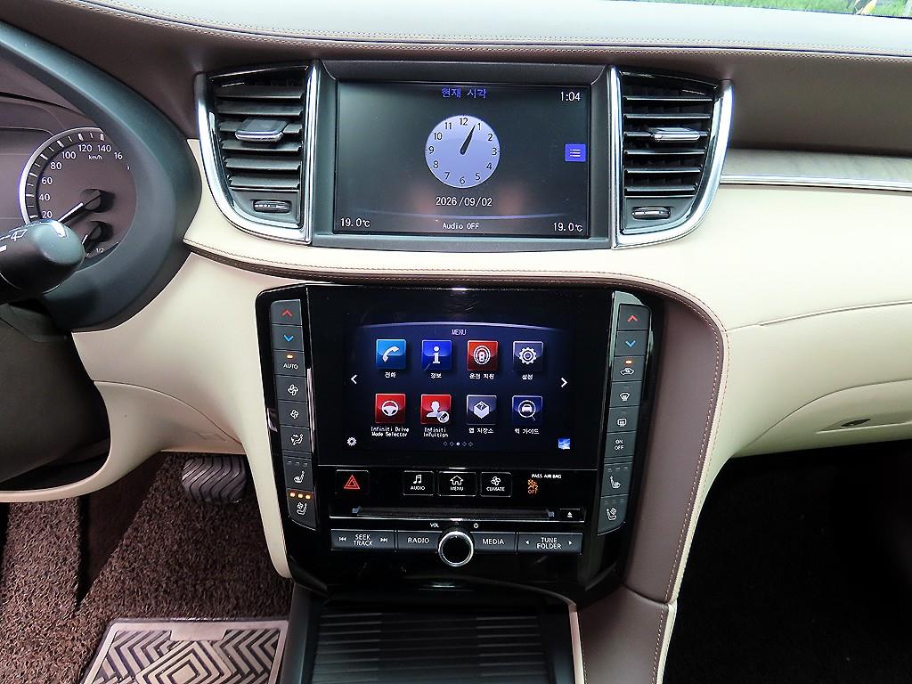 Infiniti QX50 — photo 13