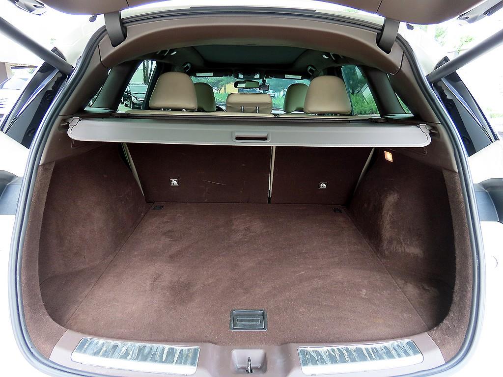Infiniti QX50 — photo 17