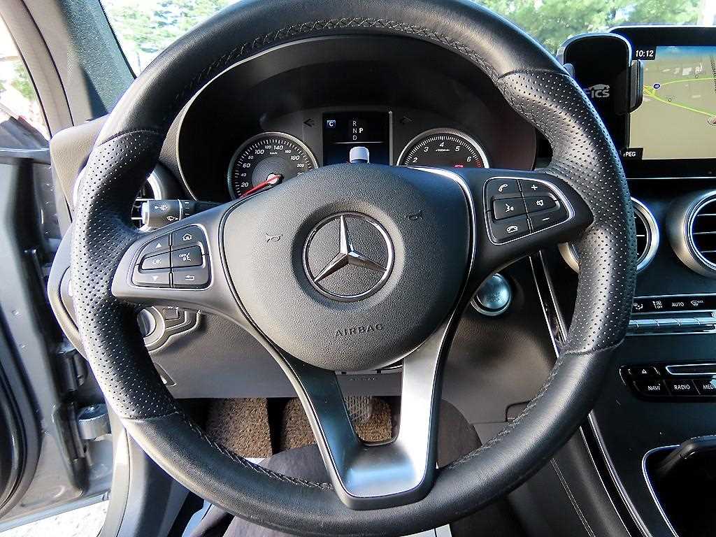 Mercedes-Benz GLC-Class — photo 08