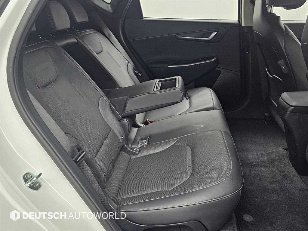 Kia EV6 — photo 12