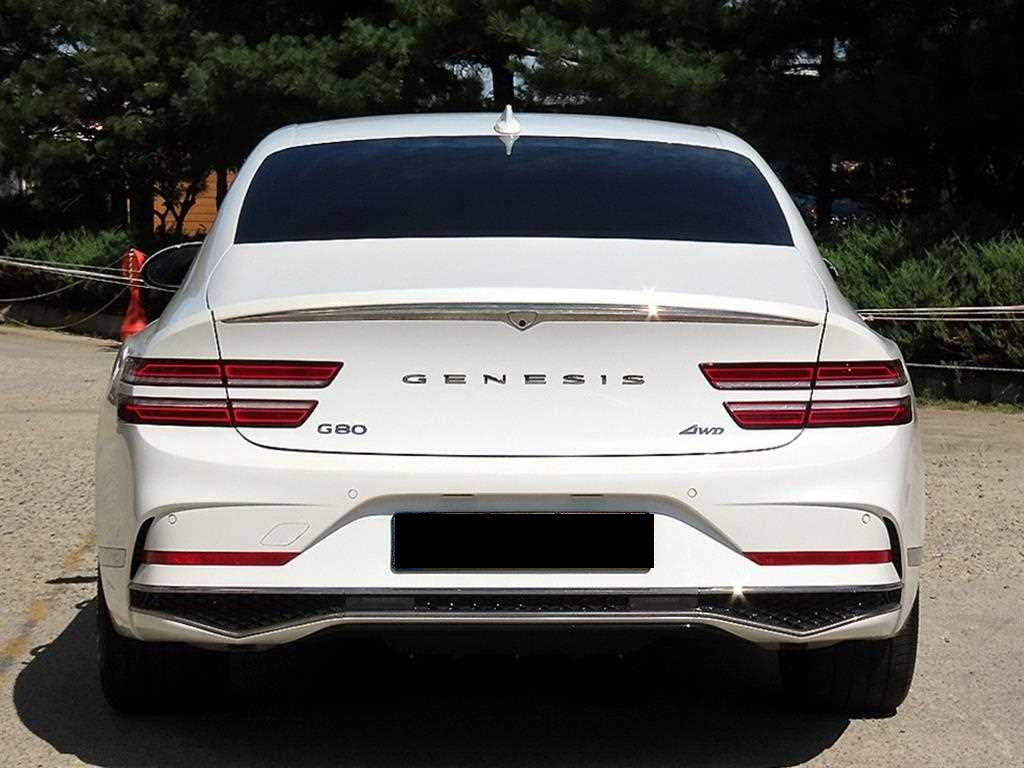 Genesis G80 — photo 04