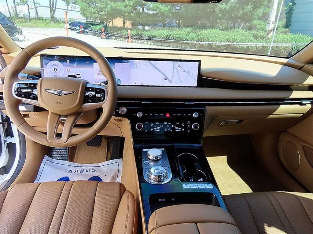 Genesis G80 — photo 07