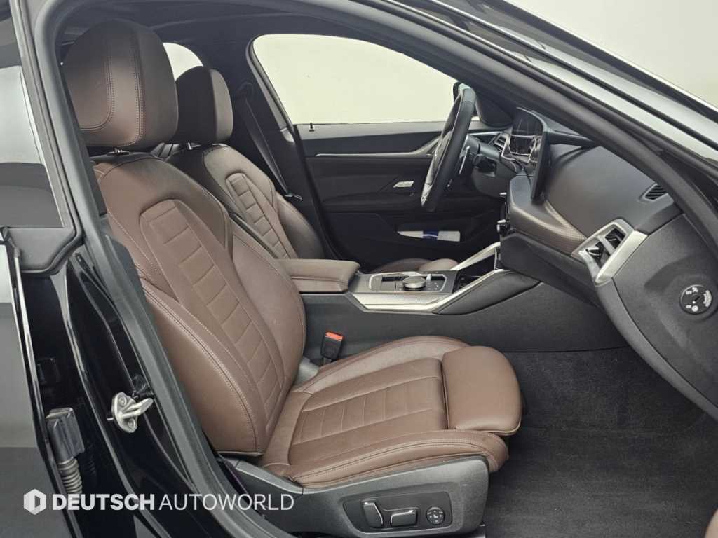 BMW 4-Series — photo 10