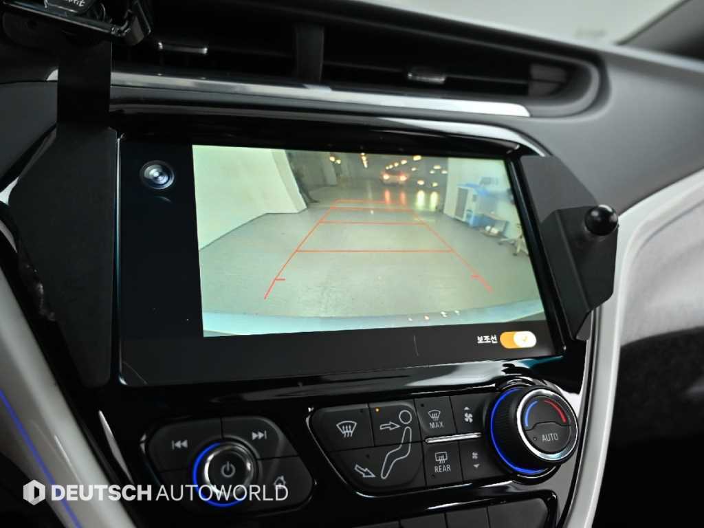 CHEVROLET Bolt EV — photo 15