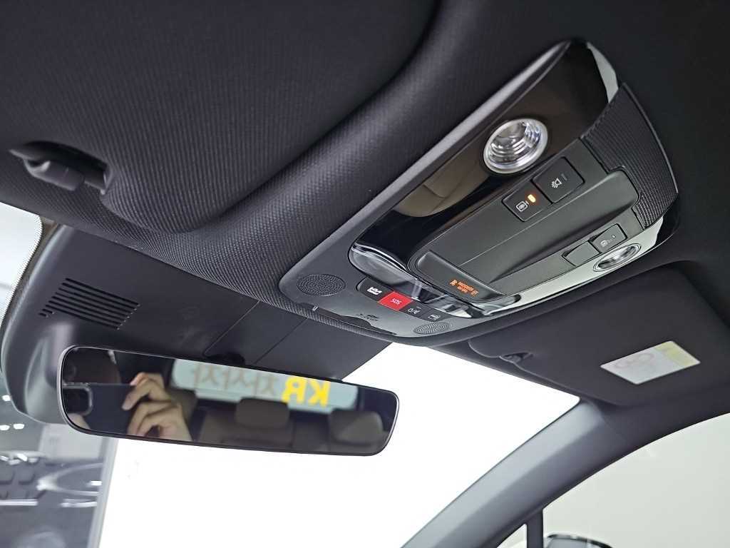 Kia Sorento — photo 17