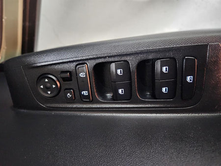 Hyundai Casper — photo 15