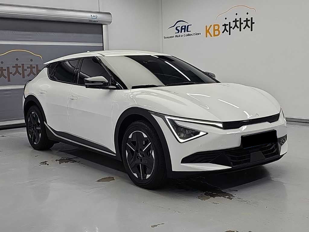 Kia EV6 — photo 04