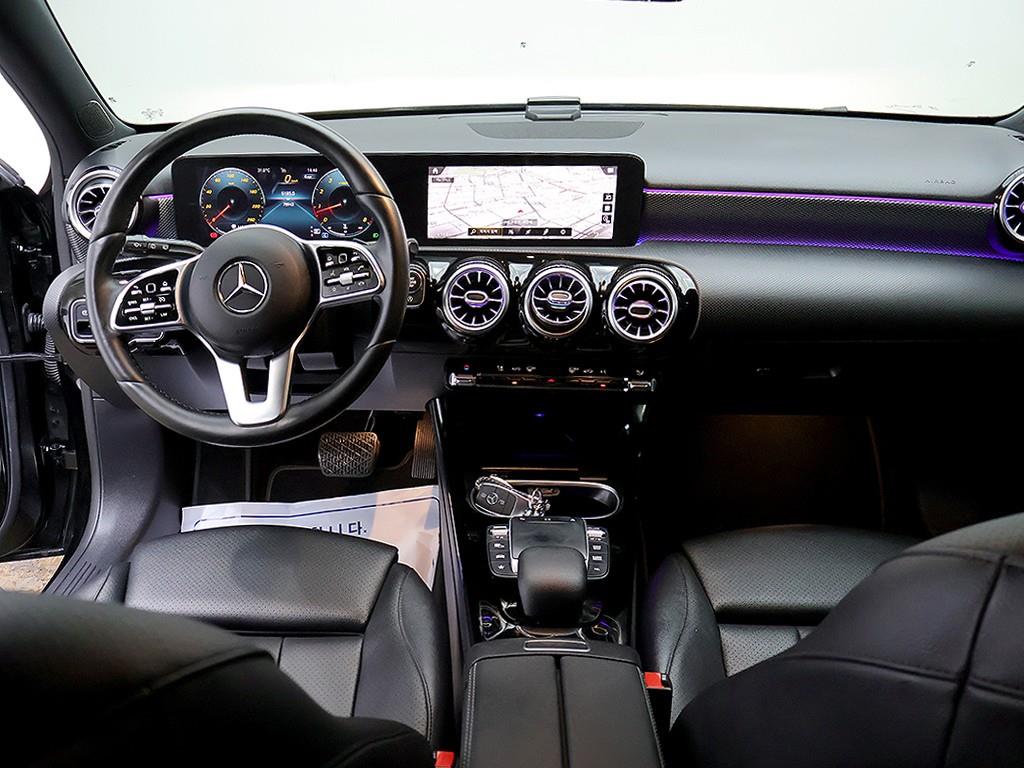 Mercedes-Benz A-Class — photo 05