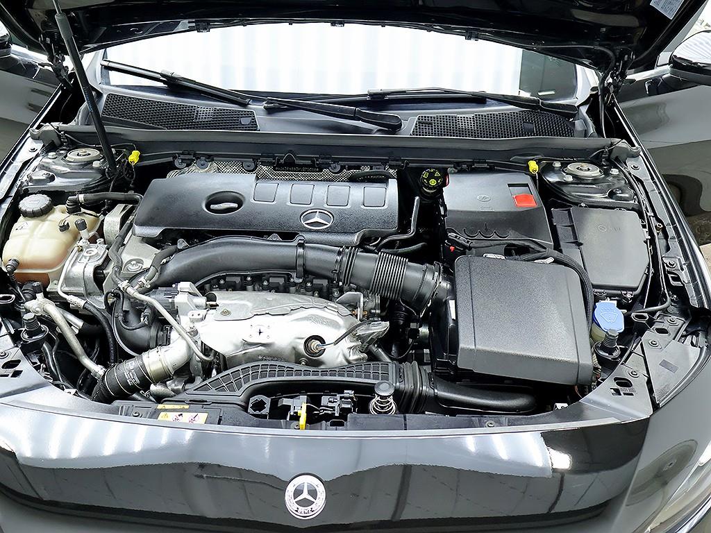 Mercedes-Benz A-Class — photo 07