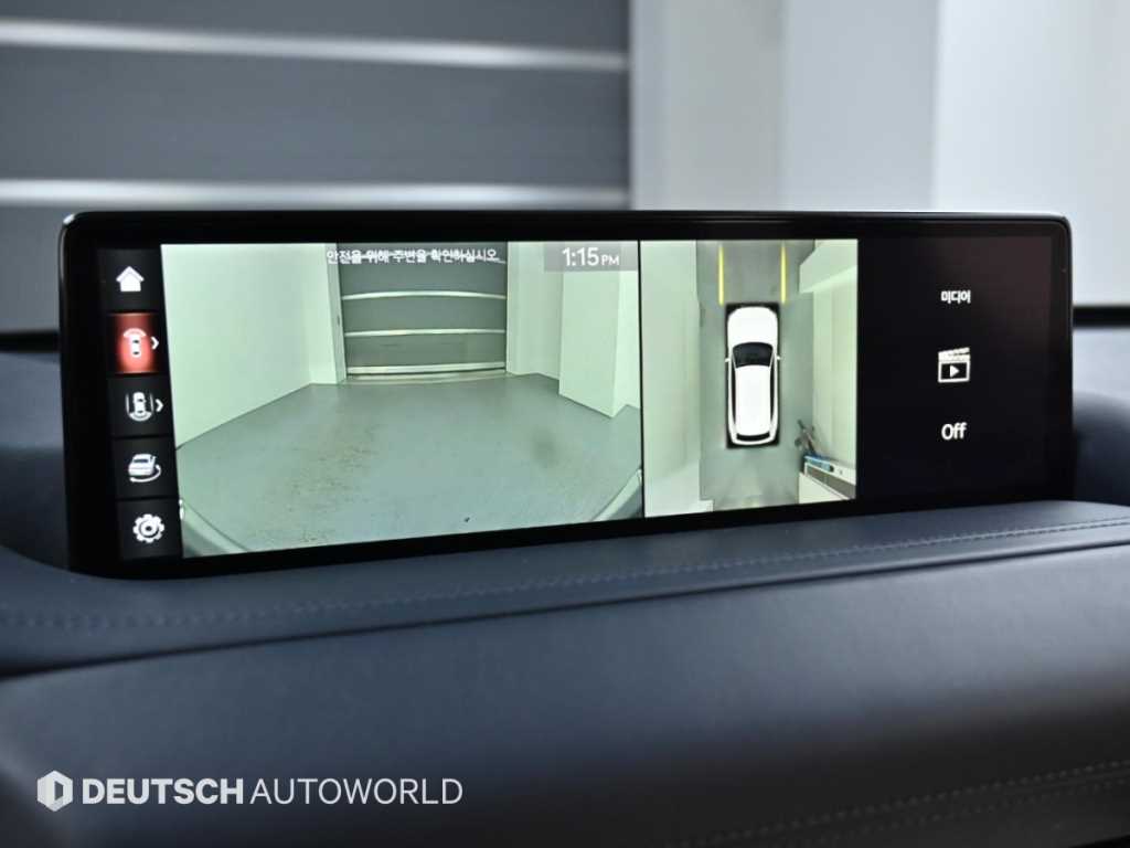Genesis GV80 — photo 15