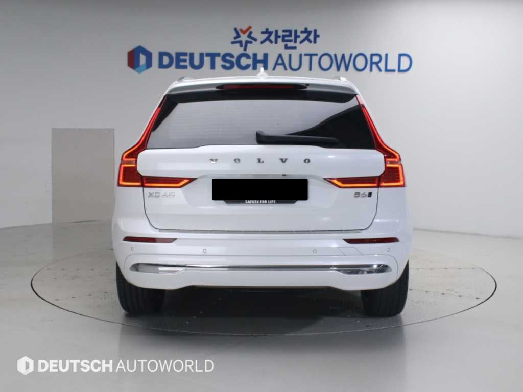 Volvo XC60 — photo 04