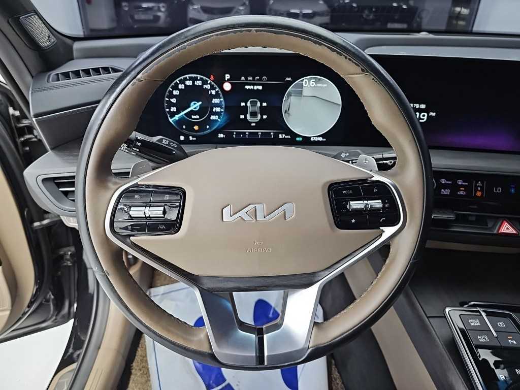 Kia K8 — photo 09