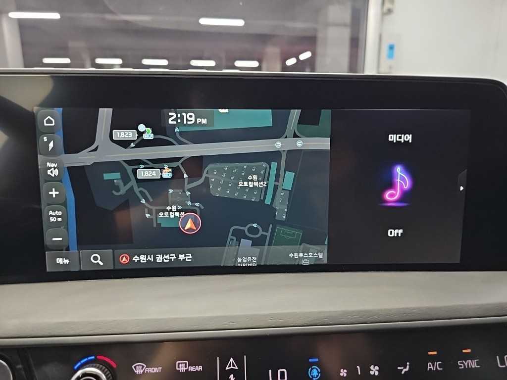 Kia K8 — photo 15