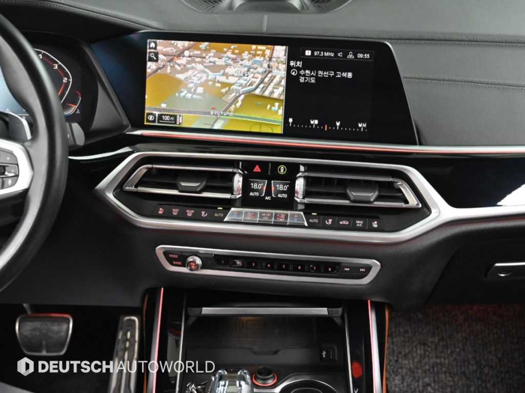 BMW X7 — photo 14