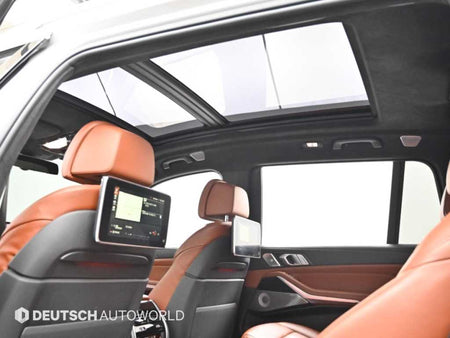 BMW X7 — photo 19