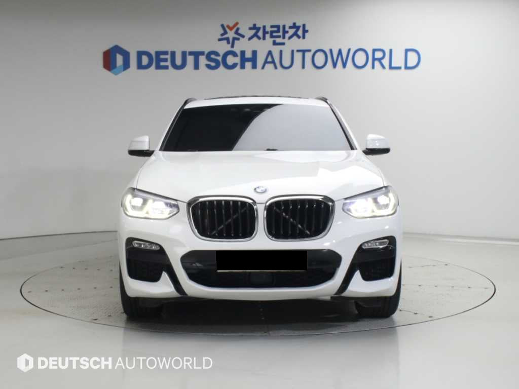 BMW X4 — photo 01