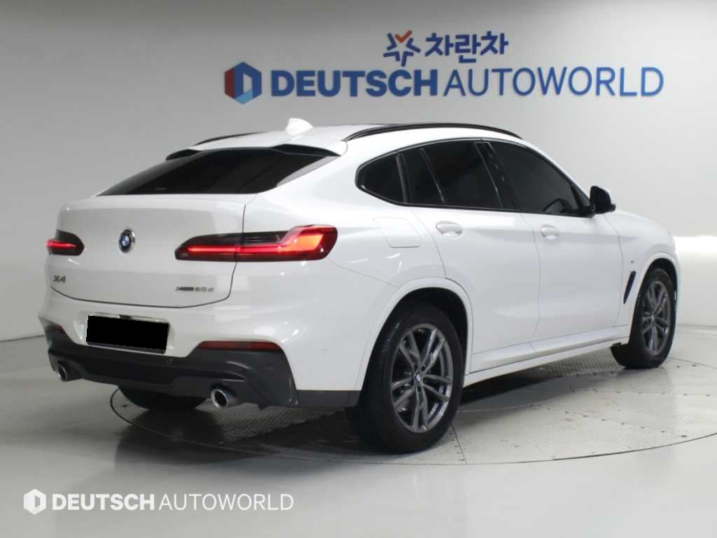BMW X4 — photo 04