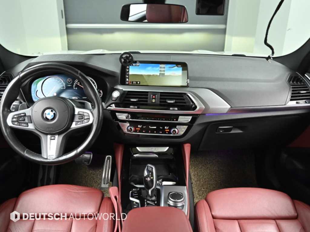 BMW X4 — photo 08
