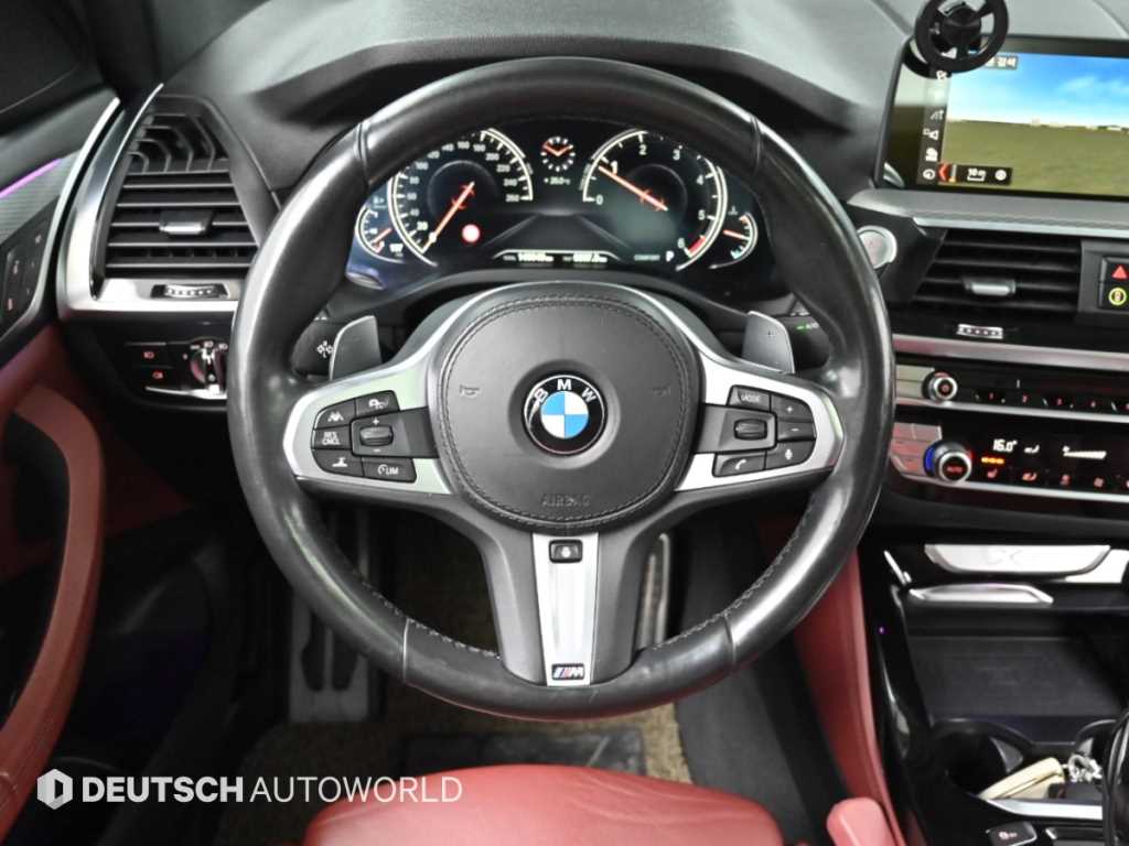 BMW X4 — photo 13