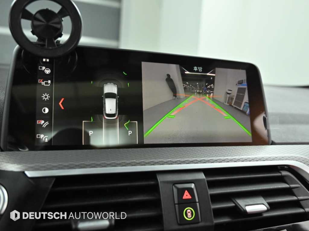 BMW X4 — photo 15