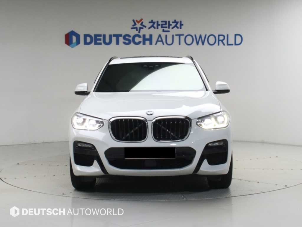 BMW X3 — photo 01