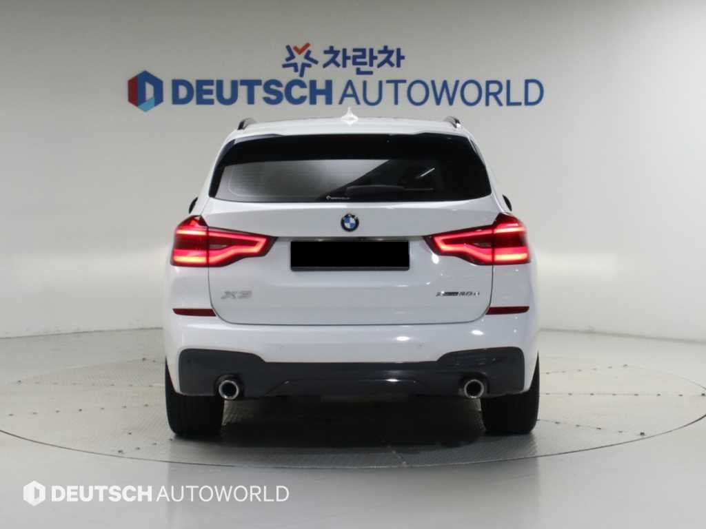 BMW X3 — photo 03