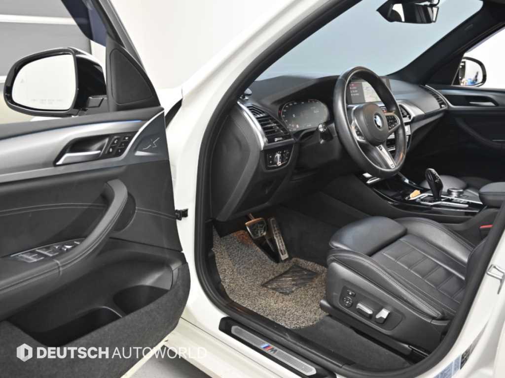 BMW X3 — photo 11