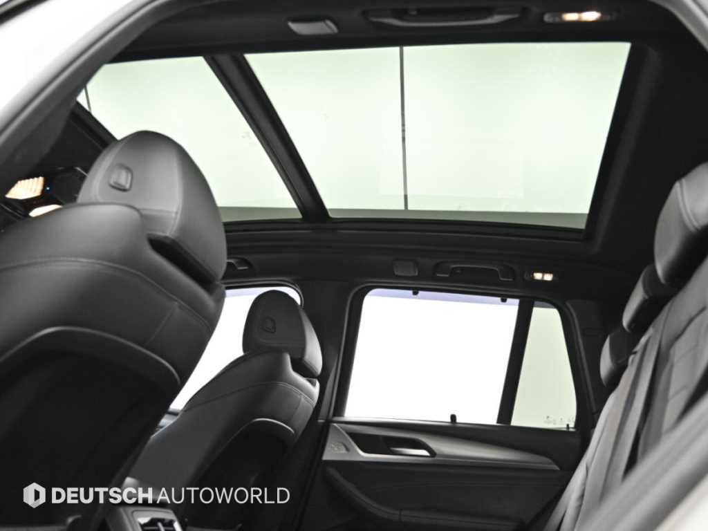 BMW X3 — photo 18