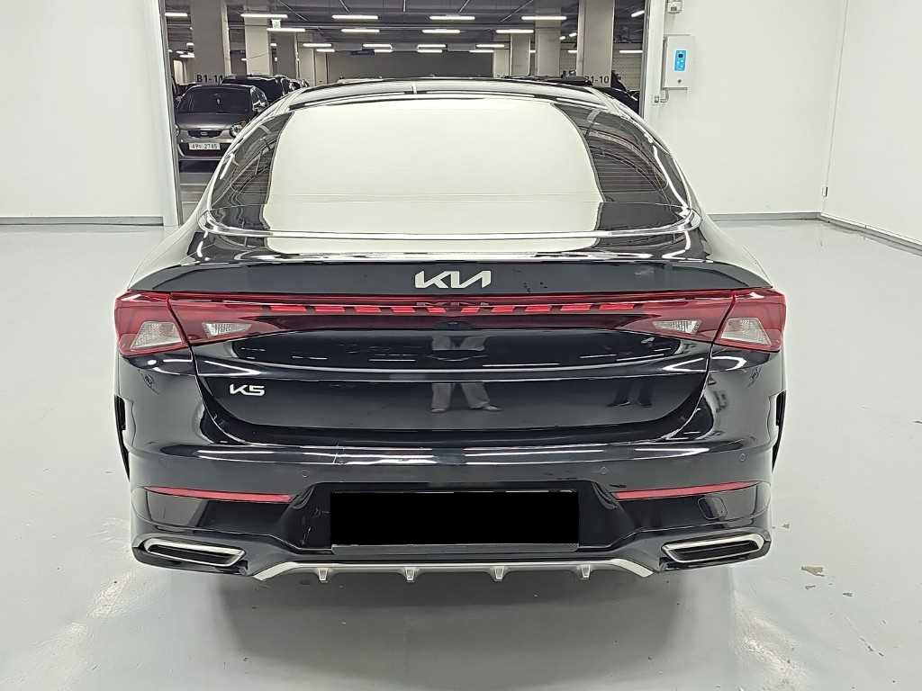 Kia K5 — photo 03