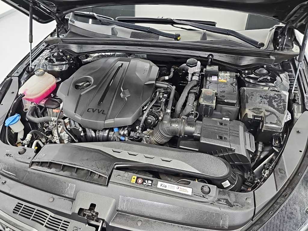 Kia K5 — photo 05
