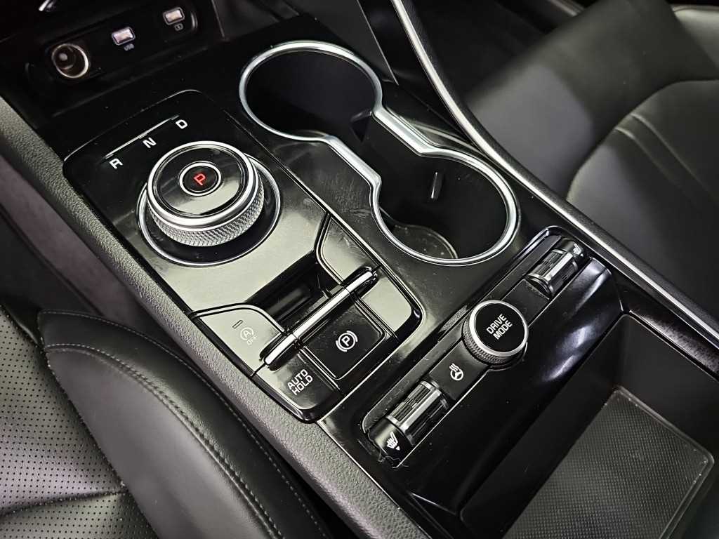 Kia K5 — photo 08