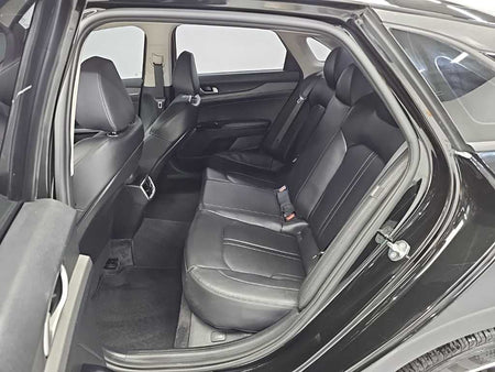 Kia K5 — photo 12