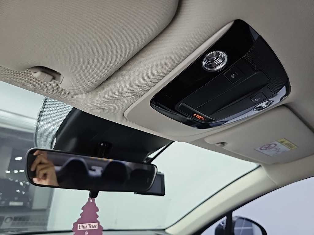 Kia K5 — photo 13