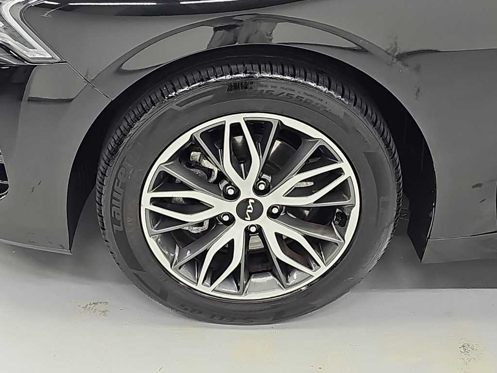 Kia K5 — photo 18