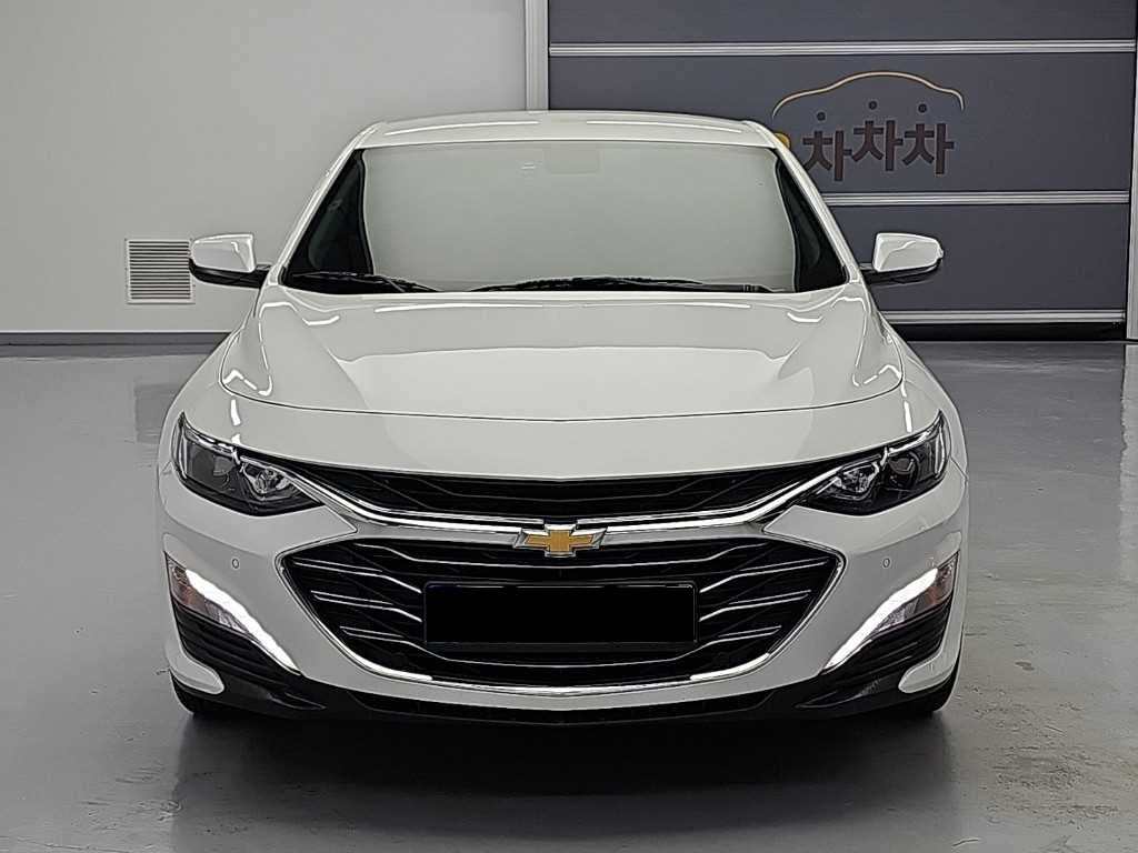 CHEVROLET Malibu — photo 02