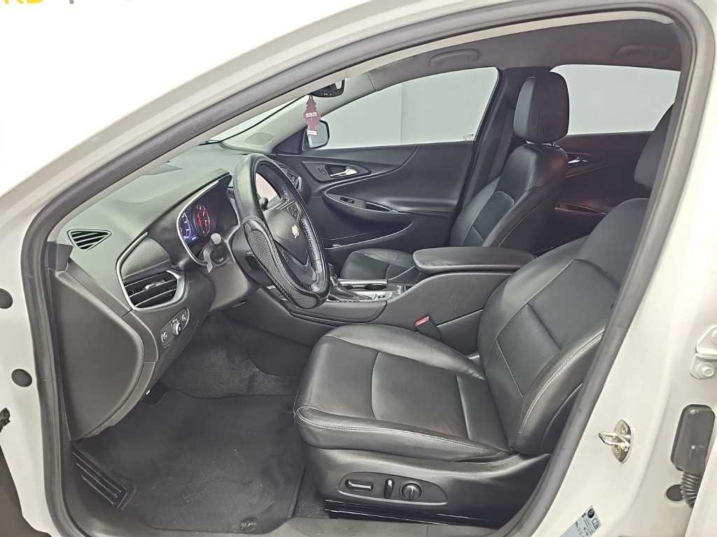 CHEVROLET Malibu — photo 11