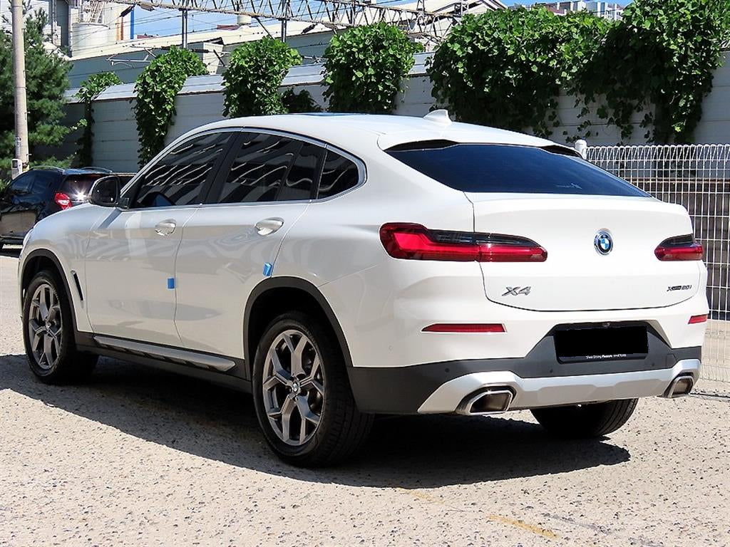 BMW X4 — photo 03