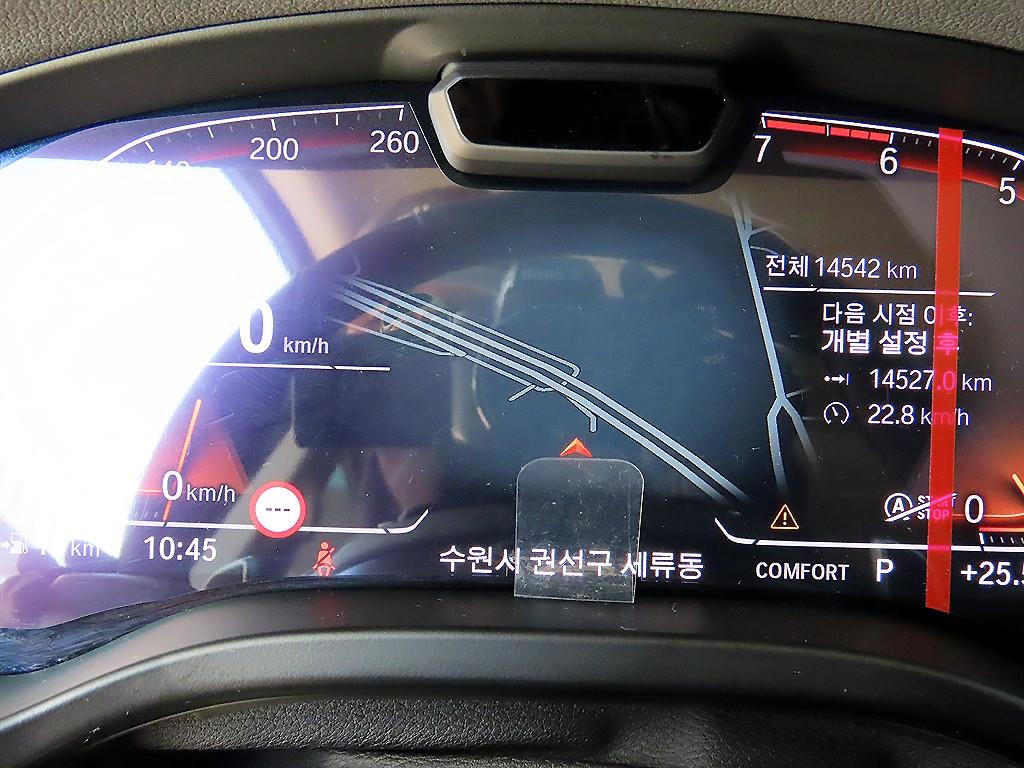 BMW X4 — photo 09