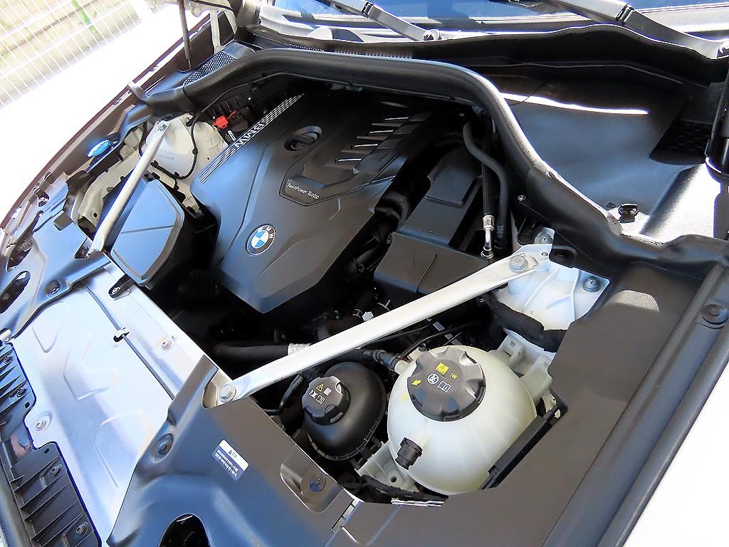 BMW X4 — photo 19