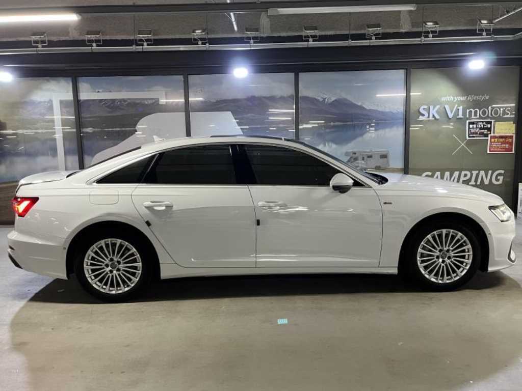 Audi A6 — photo 03