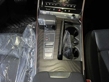 Audi A6 — photo 08