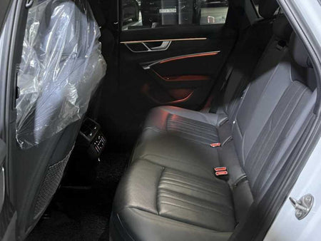 Audi A6 — photo 11