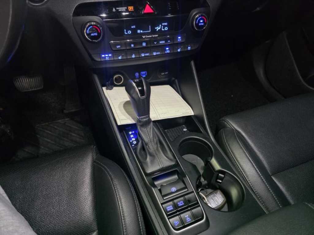Hyundai Tucson — photo 12